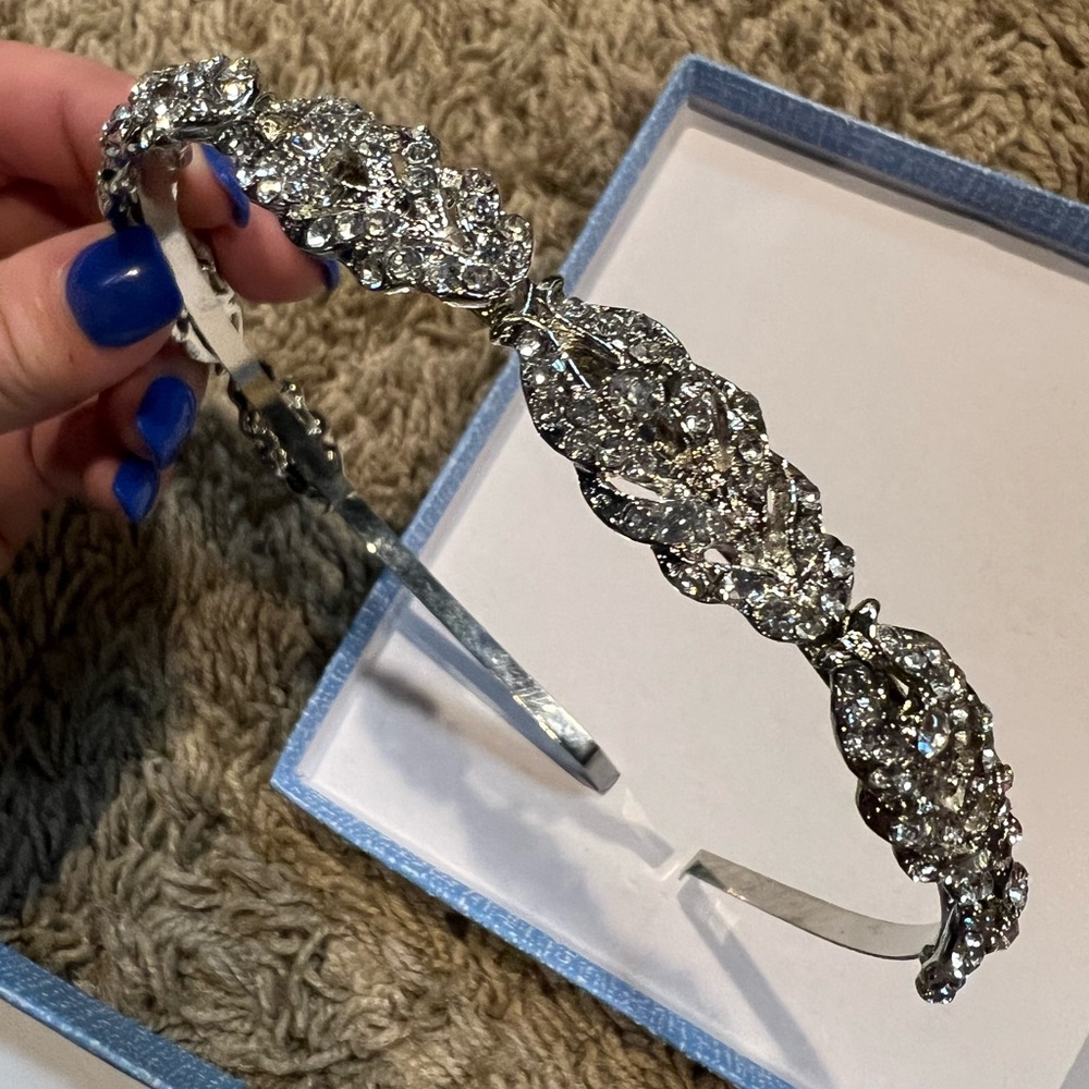 Beautiful jeweled headband